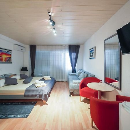Lanterna Rooms Turanj Exterior photo